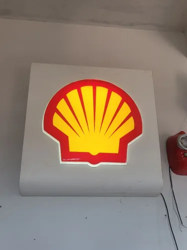 Letreiro Shell Luminoso - Peça de Colecionador