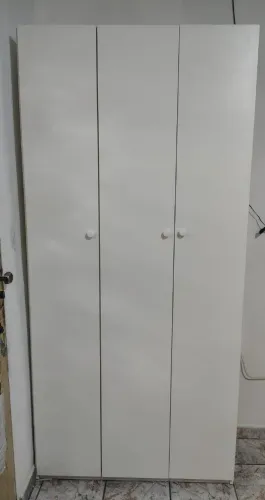 Armário multiuso 