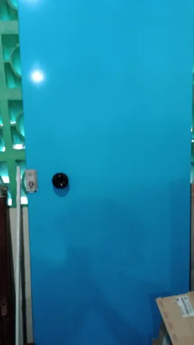 Porta de Vidro pelicula Azul