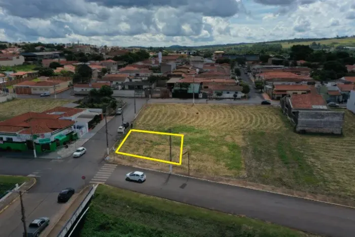 Dois lotes em Tambaú medindo 1003m²