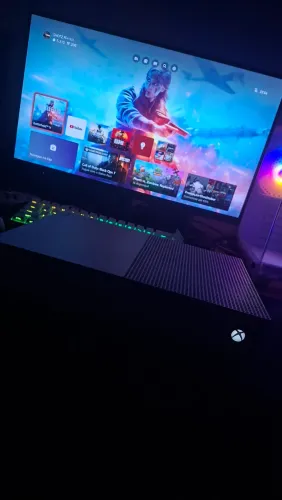 Xbox one S 1Tb com controle original!