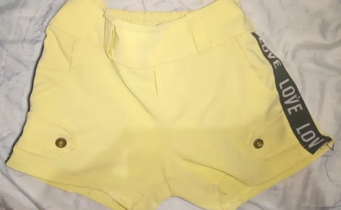 Shortinho Infantil Amarelo - Tamanho 3 anos