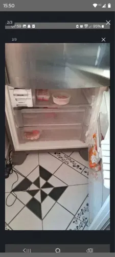 Geladeira com defeito 