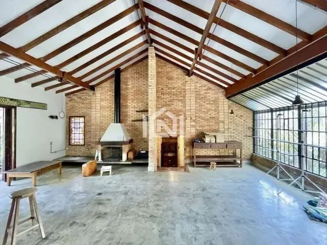 Casa à venda no condomínio Vila Diva