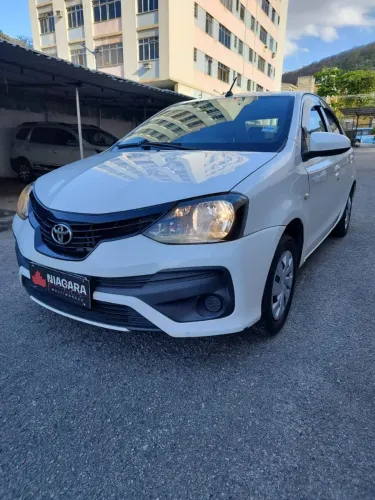 Toyota Etios X Sedan 1.5 Flex 16V 4P Mec. 2020