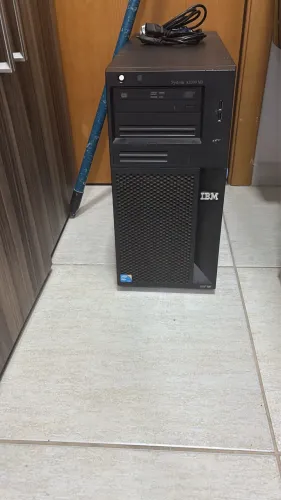 Servidor  IBM ano 2010 para colecionador 