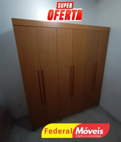 Guarda Roupa 6 Portas - Novo e Super Espaçoso!