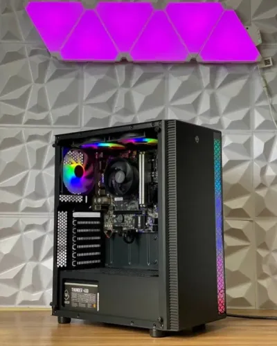 PC GAMER CORE I3 8100/ 16 RAM DDR4/ RX 560 4GB