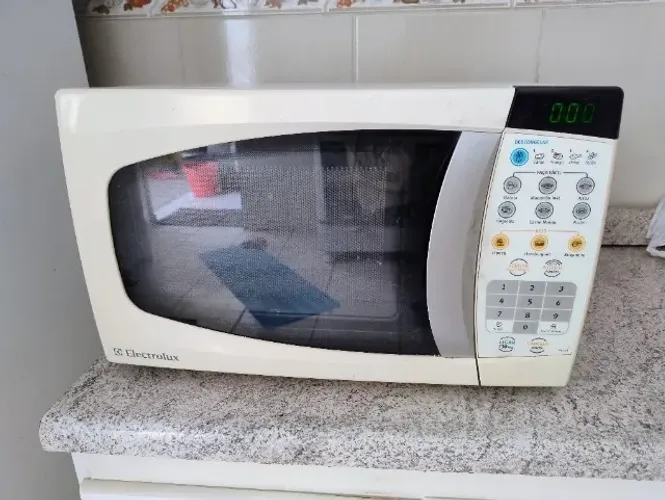 Microondas Electrolux 18 litros MEF