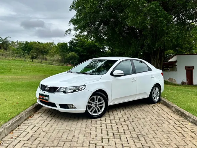 Kia Motors Cerato 1.6 16V Mec. 2012