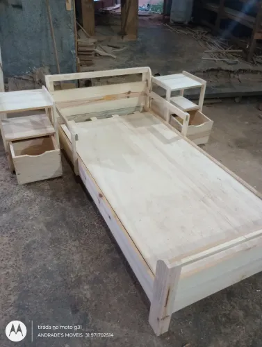 Cama de madeira pinus