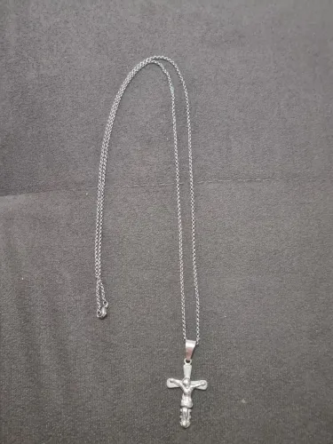 Cordao de Aço com Pingente Jesus Cristo