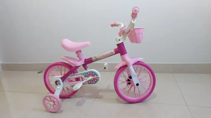 Bicicleta infantil Nathor modelo Flower aro 12