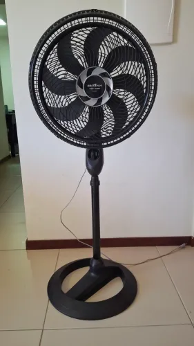Ventilador de Coluna Britania BVT451 170W Turbo