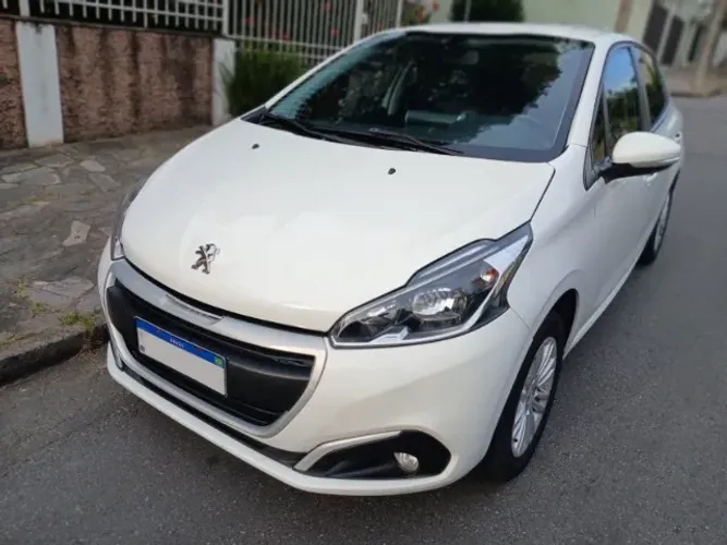 Peugeot 208 Active Pack 1.2 Flex 12V 5P Mec. 2017