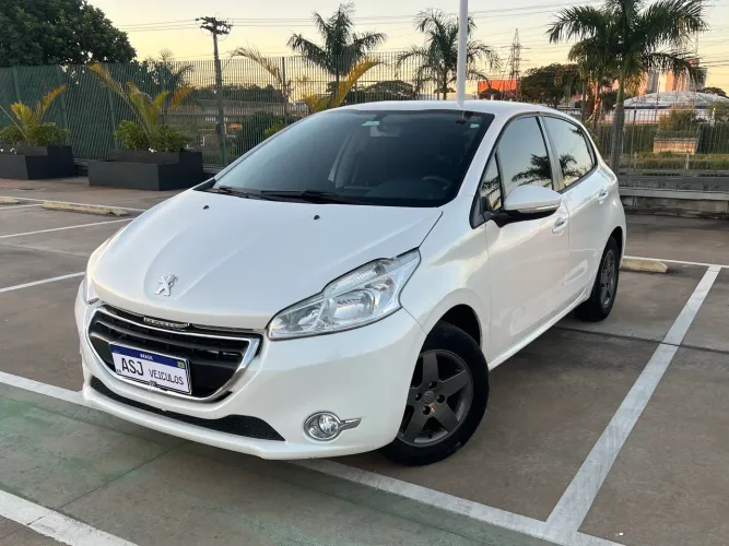Peugeot 208 Active/active Pack 1.5 Flex 8V 5P 2014