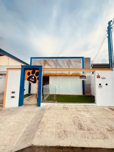 Alugo para residencial ou comercial ótima localização