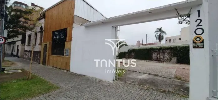 Terreno para alugar, 528 m² por R$ 4.250,00/mês - Juvevê - Curitiba/PR