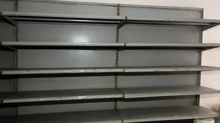 Gôndolas de mercado/mercearia