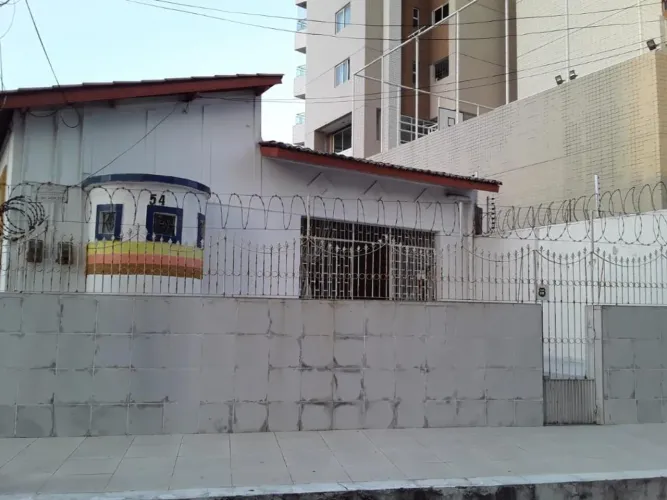 Terreno à venda, 901 m² por R$ 1.800.000 - Benfica - Fortaleza/CE