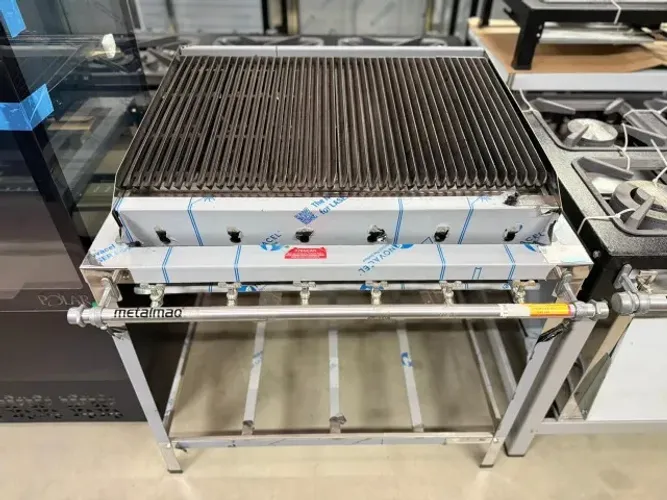 CHARBROILER STORI 90X70 PÉ AÇO INOX - METALMAQ