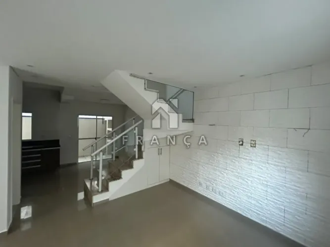 CASA À VENDA NO CONDOMÍNIO CANTO DOS IPÊS - VILA SÃO BENTO