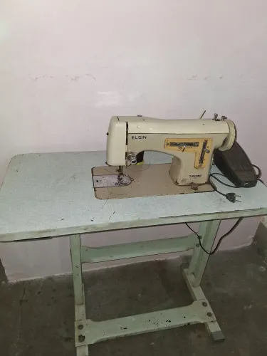Máquina de costura Elgim zig-zag