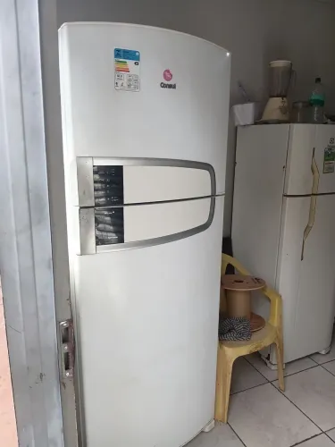 Vendo geladeira consul entrego grátis