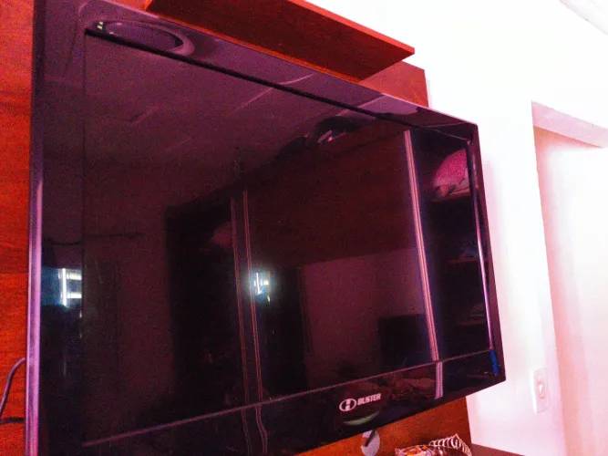 tv 32 polegadas com controle