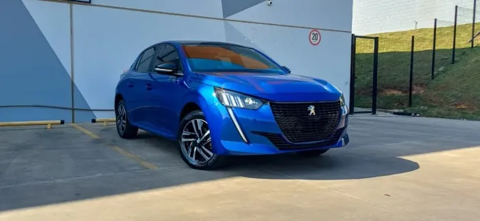 Peugeot 208 1.6 AT Roadtrip