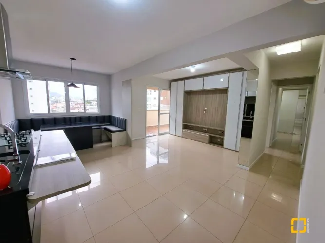 Cobertura para venda com 3 Quartos sendo 1 suíte São José SC