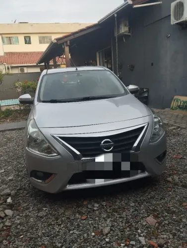 Nissan Versa SL 1.6 16V Flexstart 4P Aut. 2020