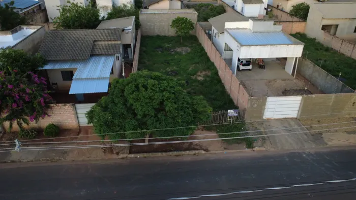 Terreno murado. Cidade Satélite III. Apto à financiamento. 