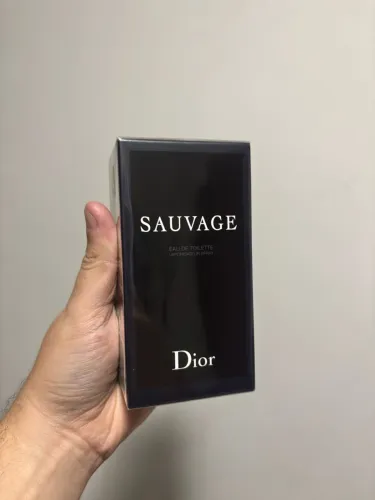 Perfume Sauvage Dior Eau de Toilette 100ml