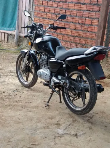 Suzuki muito boa e forte!