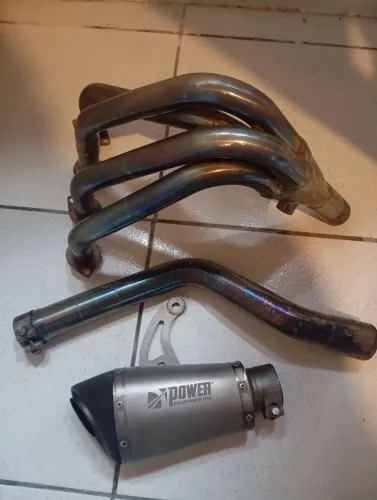 Z900, Escape Esportivo Full Titanium