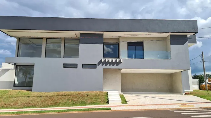 Lindo Sobrado na entrada do Condominio- Damha III