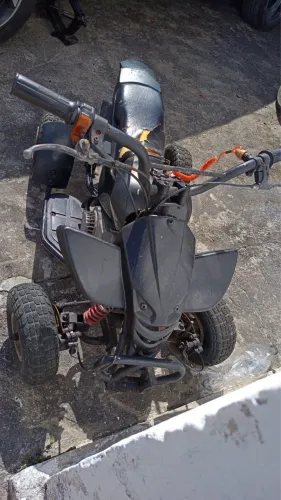Vendo quadriciclo 50cc infantil
