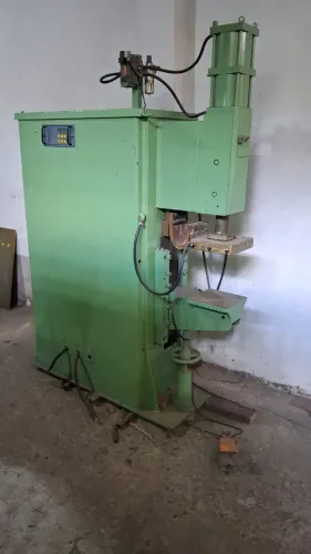 Máquina de Solda Projeção de 150 KVA