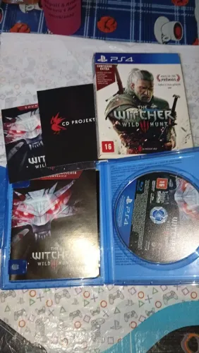 The Witcher 3: Wild Hunt Playstation 4 pack