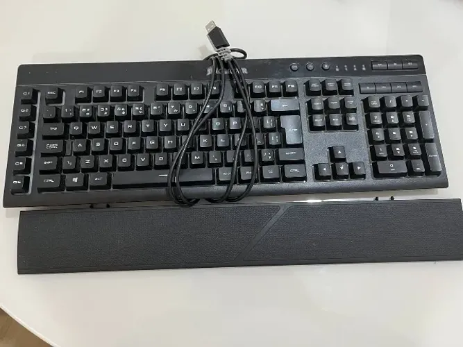 Corsair Teclado K55 RGB
