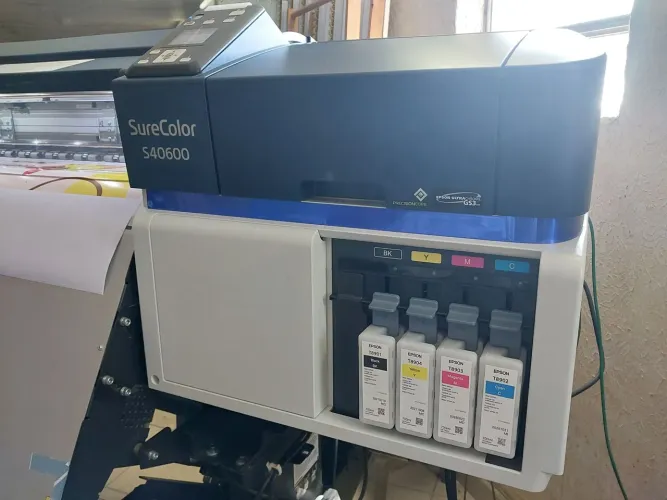 Vendo máquina impressora epson 