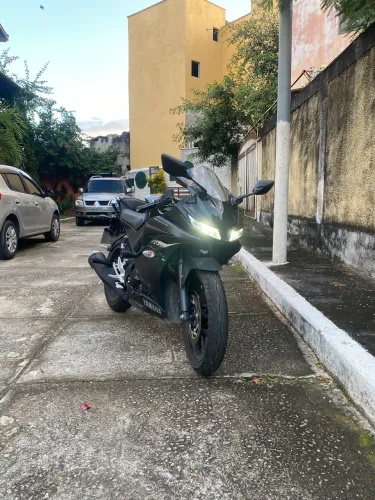 Yamaha R15 ABS 2025 - Apenas 2.000 km | Passo Financiamento