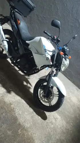 Vendo ou troco por carro