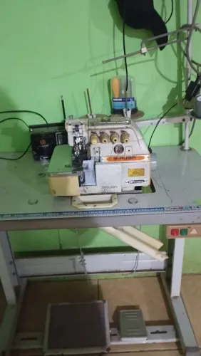 Vendo ou troco máquina de costura industrial