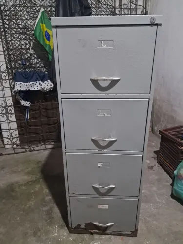 Armário de ferro 4 gavetas