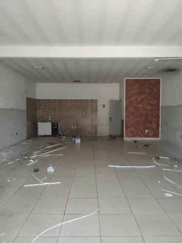 Loja Comercial 74m² | QS 414 Samambaia Norte | Via Principal | Excelente Localização