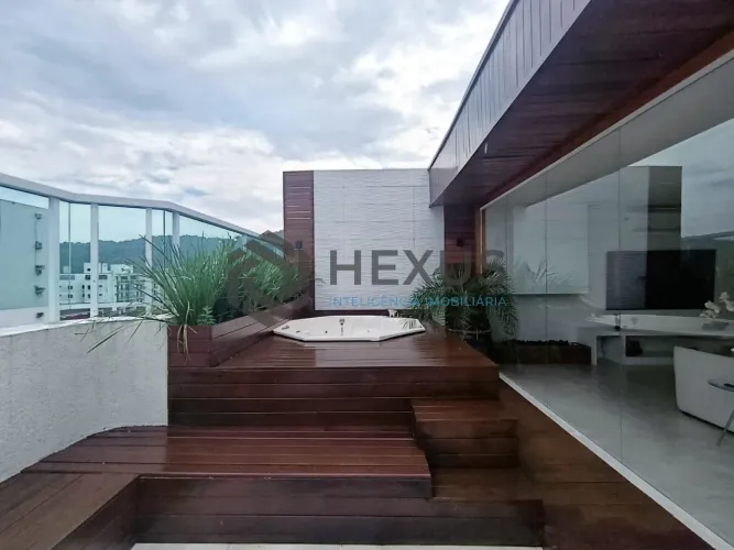Cobertura Duplex com varanda e lazer na Enseada, Guarujá