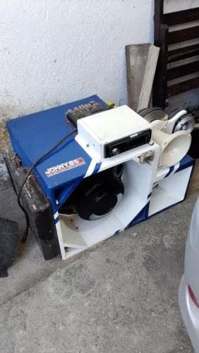 Caixa de som trio automotivo