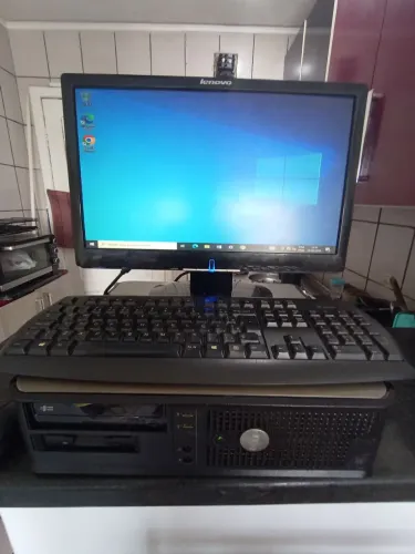 Computador Dell Intel com Windows 10